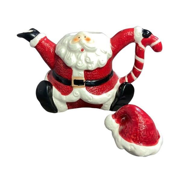 Vintage Santa Clause Christmas Teapot Hat Lid Handle Pour - Picture 3 of 9